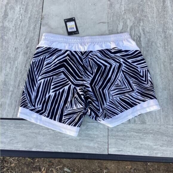 Grandpa mob wife clean girl office fairy core Under Armour Shorts Women's Medium - Picture 4 of 9